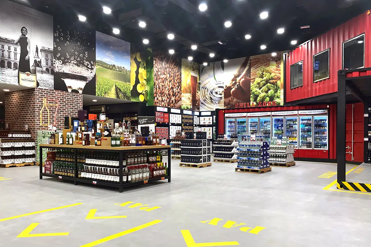 Eminent interio is best Retail Fit Out Companies in Abu Dhabi and Commercial Interior Design in Dubai with retail shop, mall, office, home and villas interiors Designer